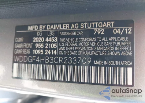 2012 Mercedes-Benz C 250 Luxury/Sport z USA, uszkodzony, nr VIN WDDGF4HB3CR233709